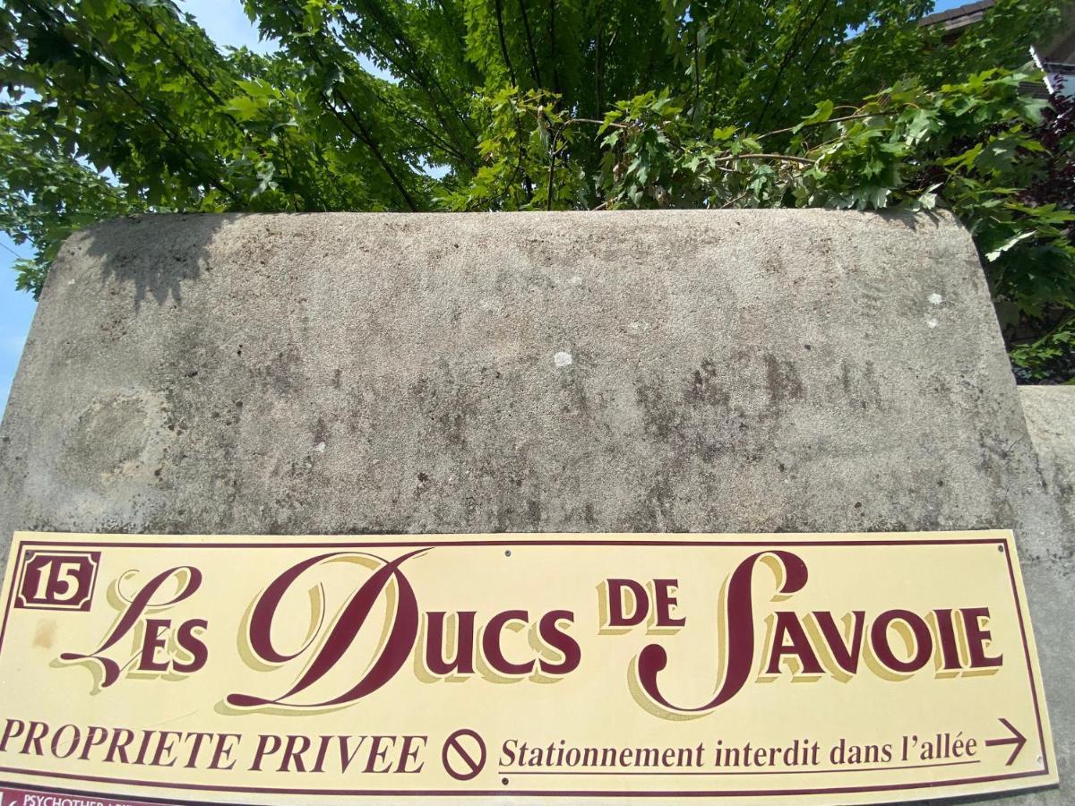 Apartamento Le Duc De Savoie Thonon Exterior foto
