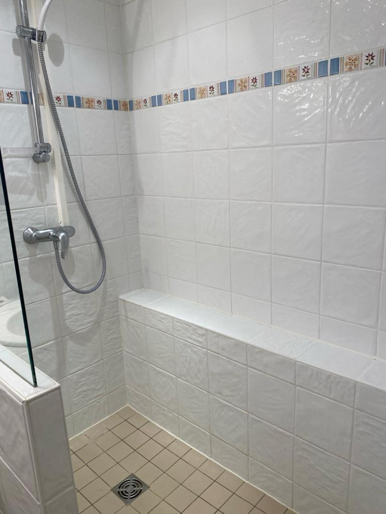 Apartamento Le Duc De Savoie Thonon Exterior foto