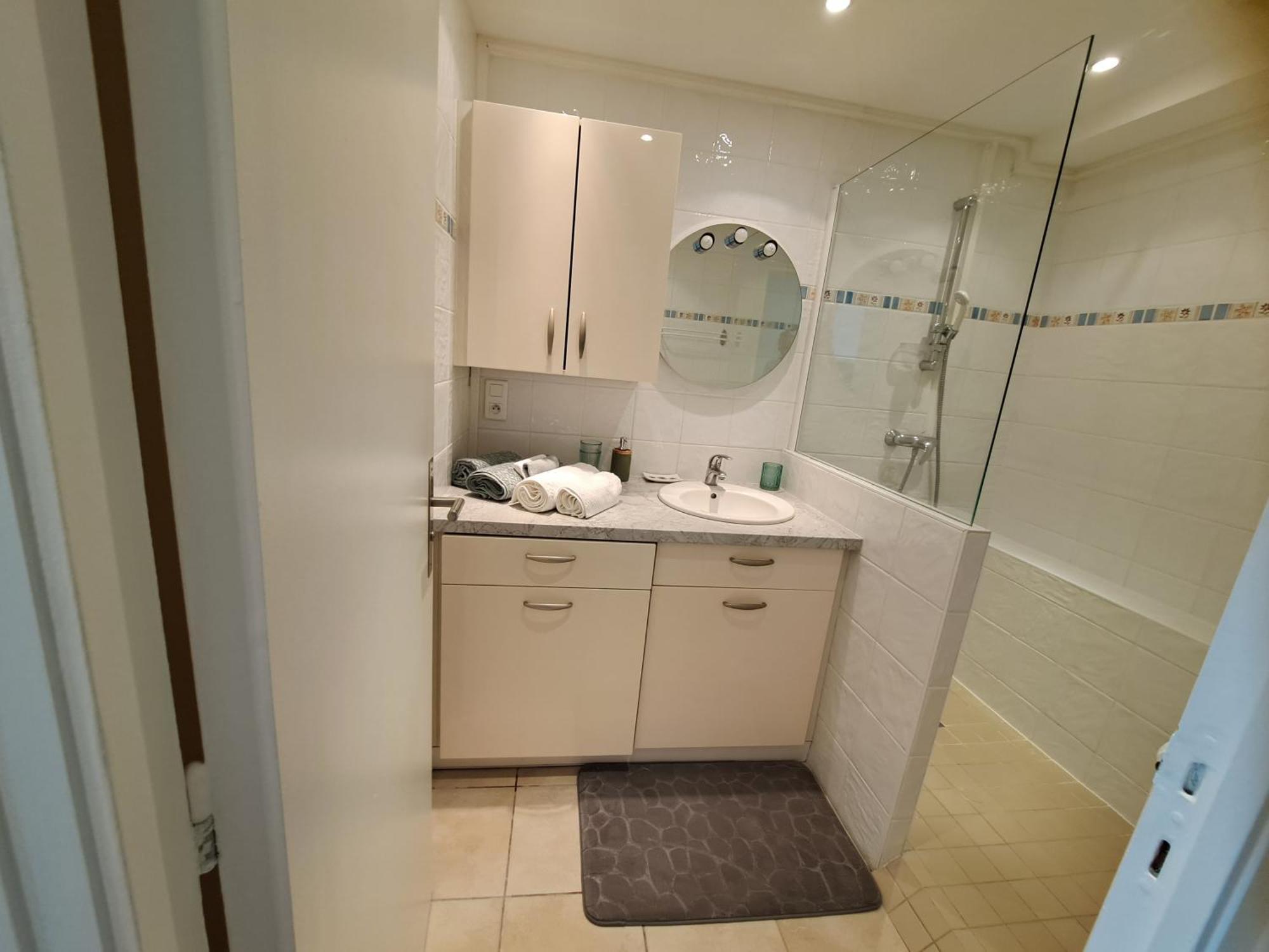 Apartamento Le Duc De Savoie Thonon Exterior foto