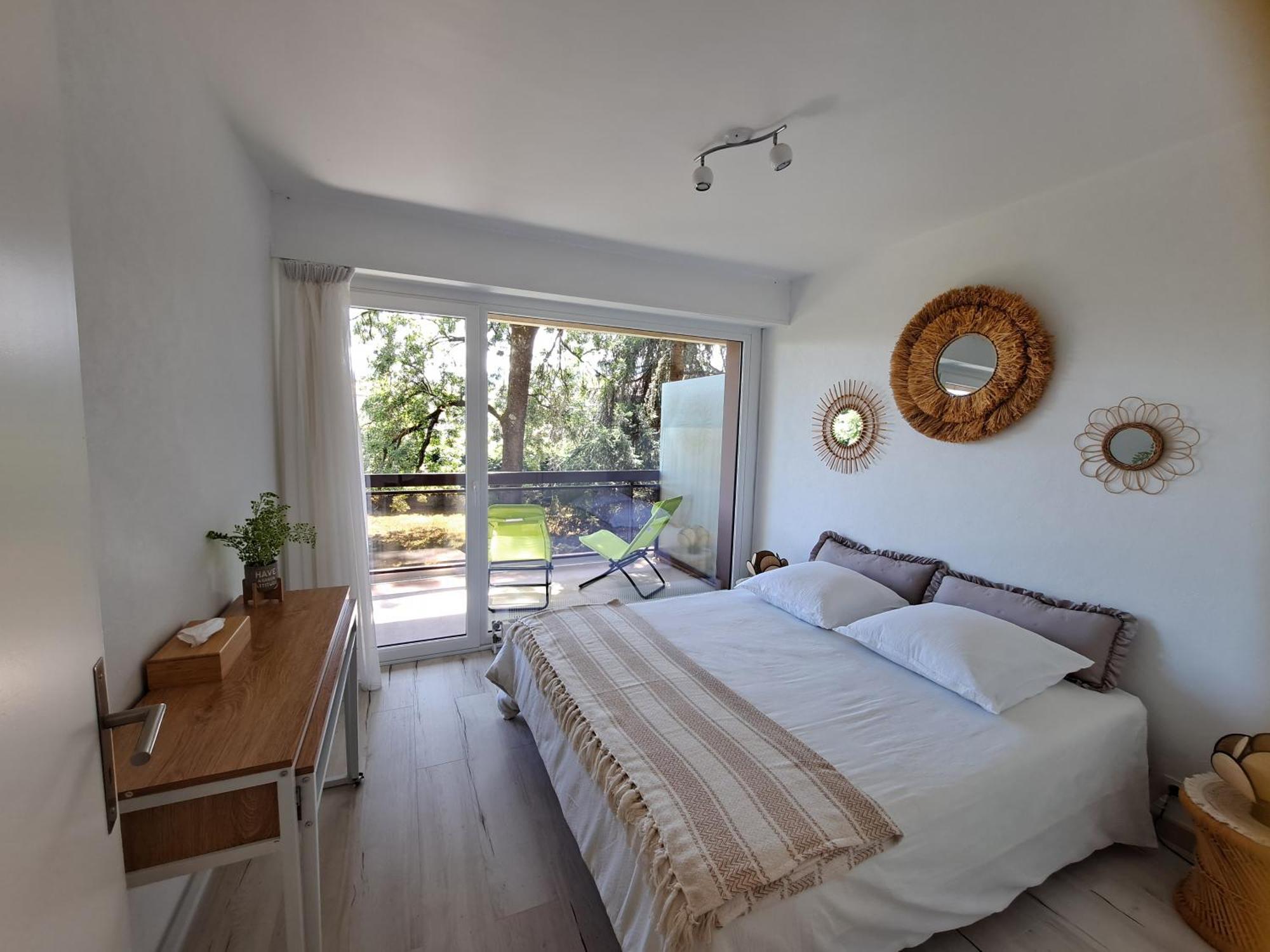 Apartamento Le Duc De Savoie Thonon Exterior foto