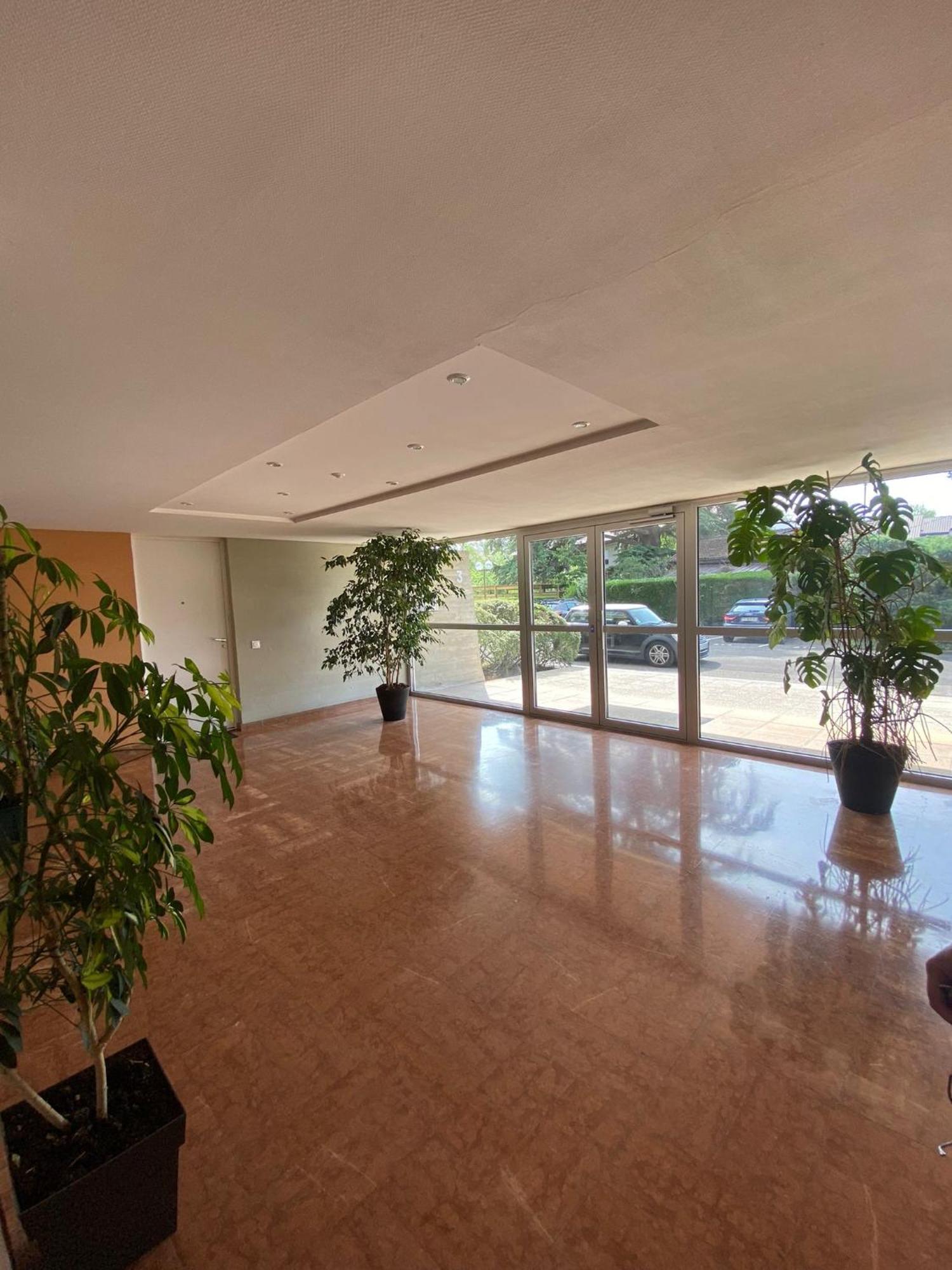Apartamento Le Duc De Savoie Thonon Exterior foto