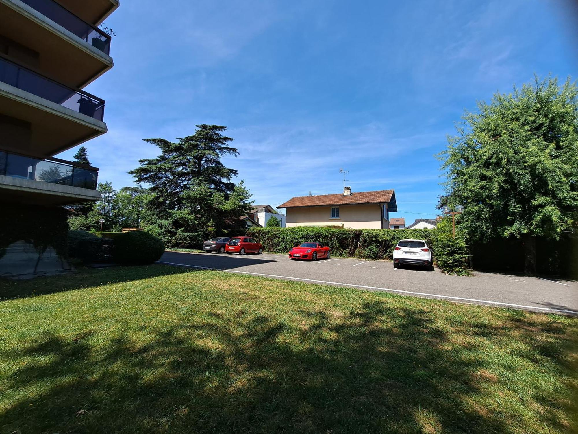 Apartamento Le Duc De Savoie Thonon Exterior foto