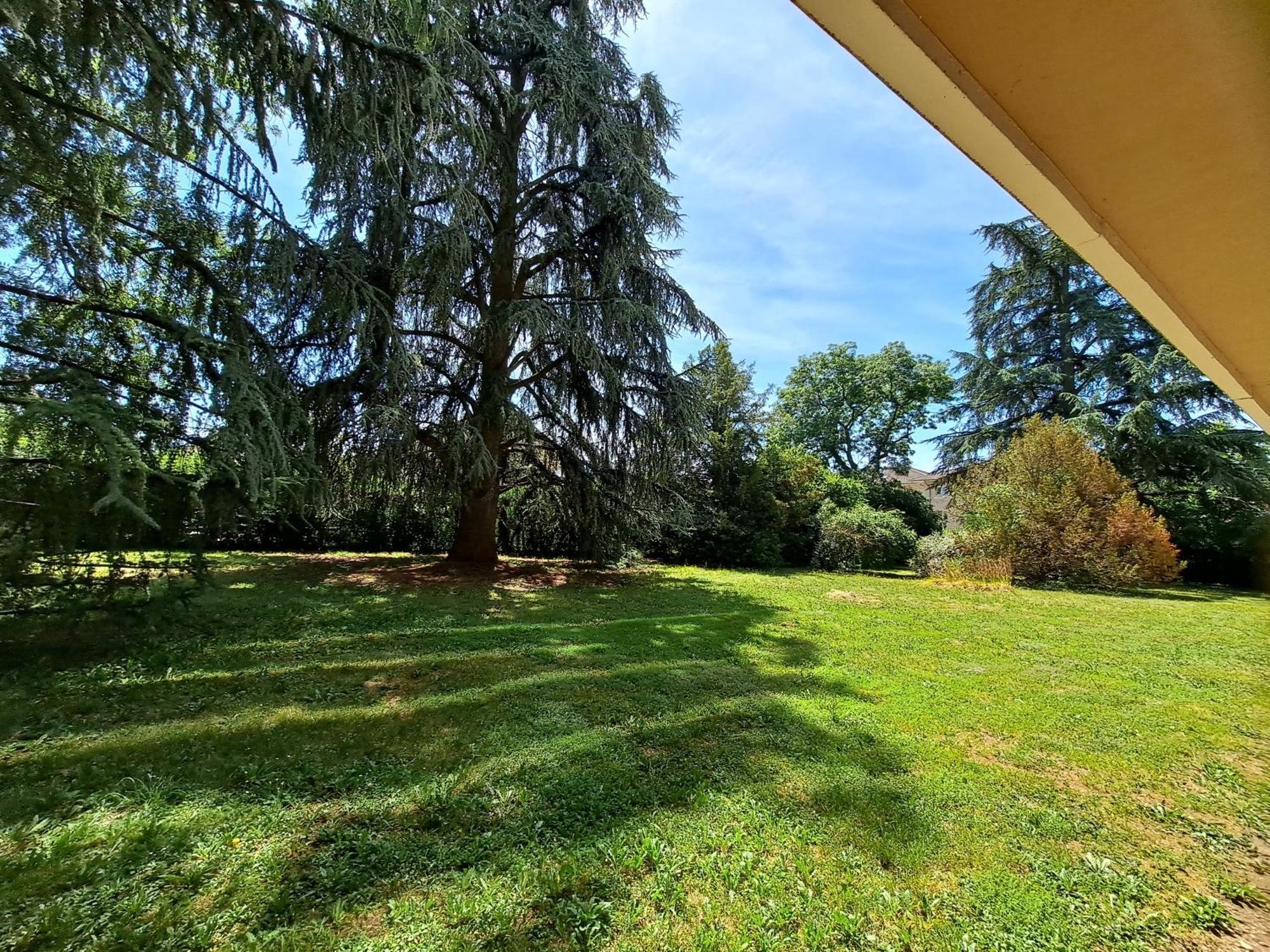 Apartamento Le Duc De Savoie Thonon Exterior foto