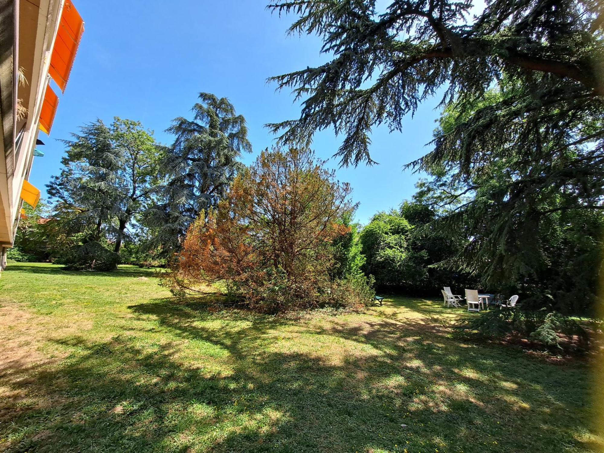 Apartamento Le Duc De Savoie Thonon Exterior foto